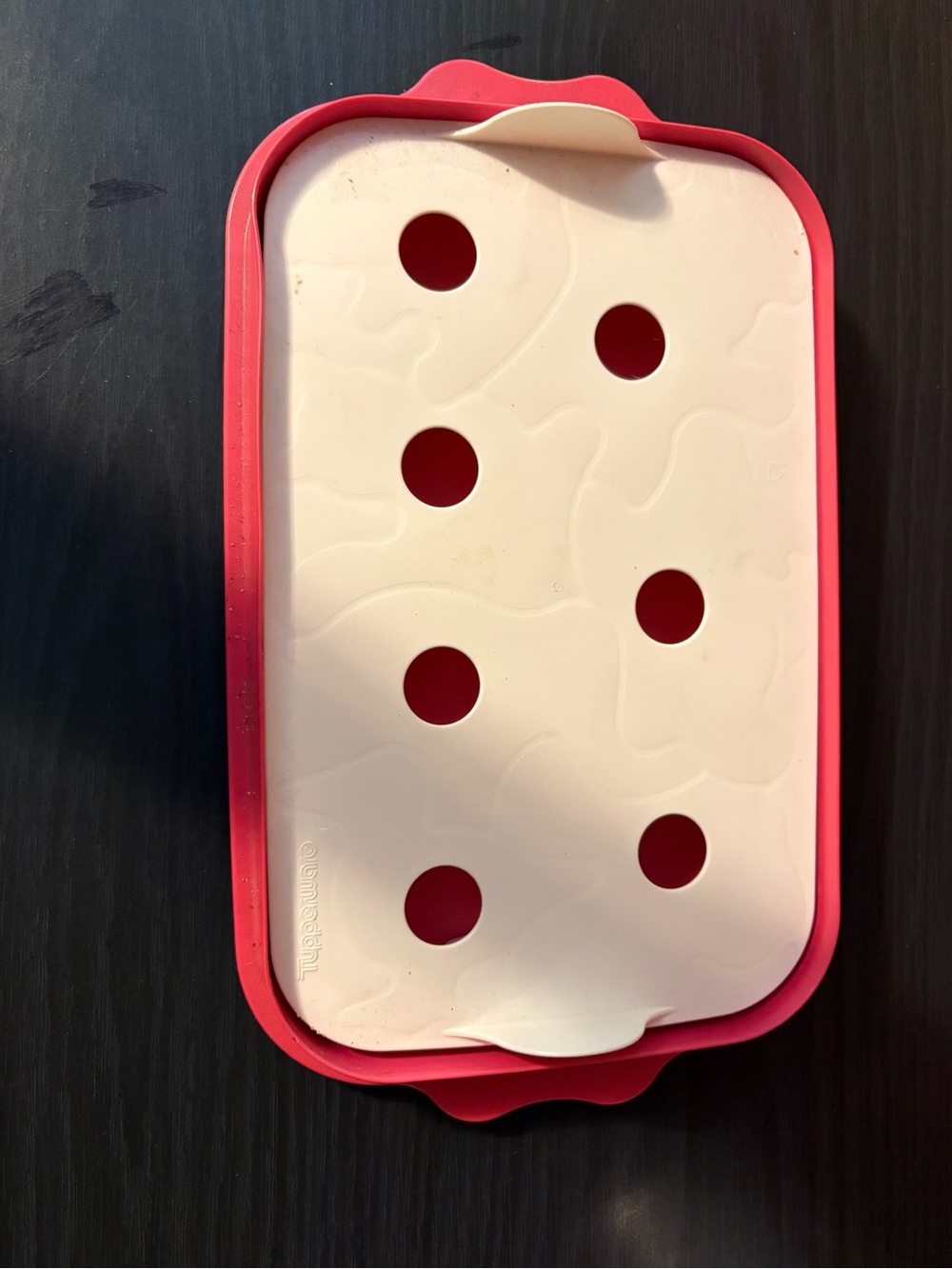 Tupperware Pink/White animal jello mold 2pc